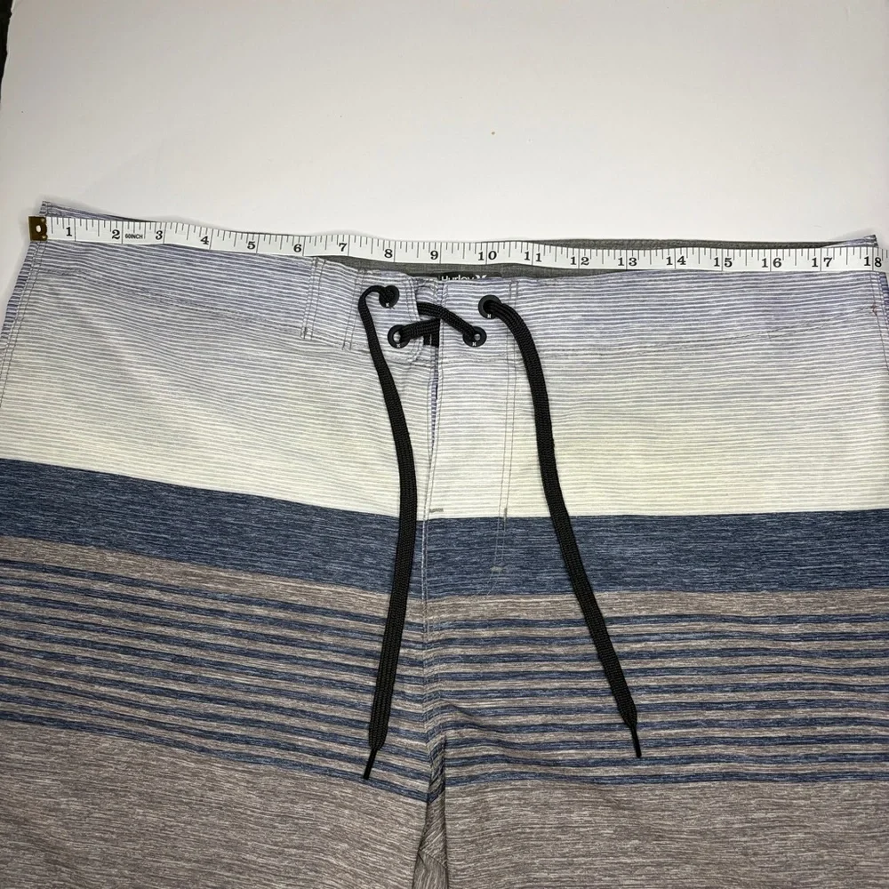 Hurley Men’s Blue and Gray Gradient Stripe Board Shorts